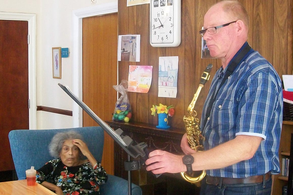 saxophone performance neil wilkinson news saxophone performance neil wilkinson news
