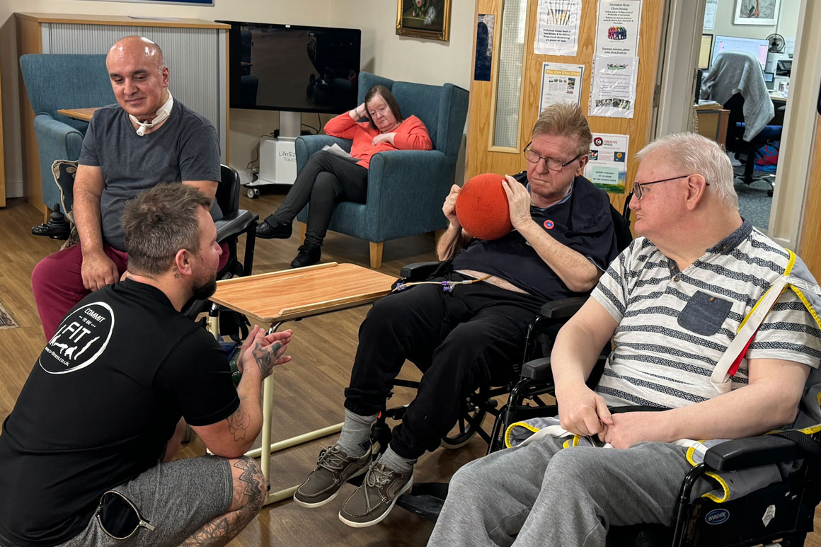 chair-exercise-lister-sherrington-house-nursing-homes-main chair exercise lister sherrington house nursing homes main